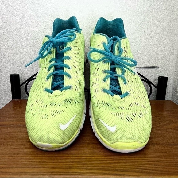 Men's Nike Free Tri Fit 3 Breathe Running Shoes, Volt/Blue size 13 #579968-700 - Picture 3 of 9